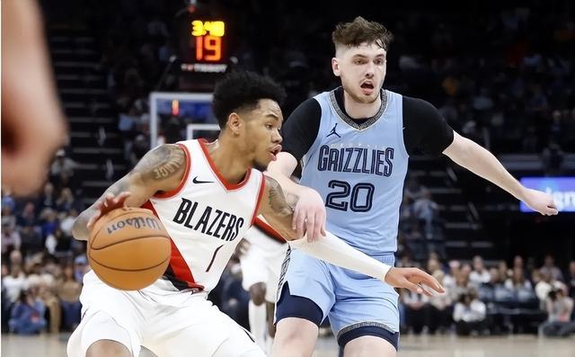 红黑大战：谁能赢得比赛胜利