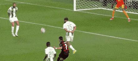 切尔西替补上场改变战局，本菲卡防线瞬间崩溃！的简单介绍